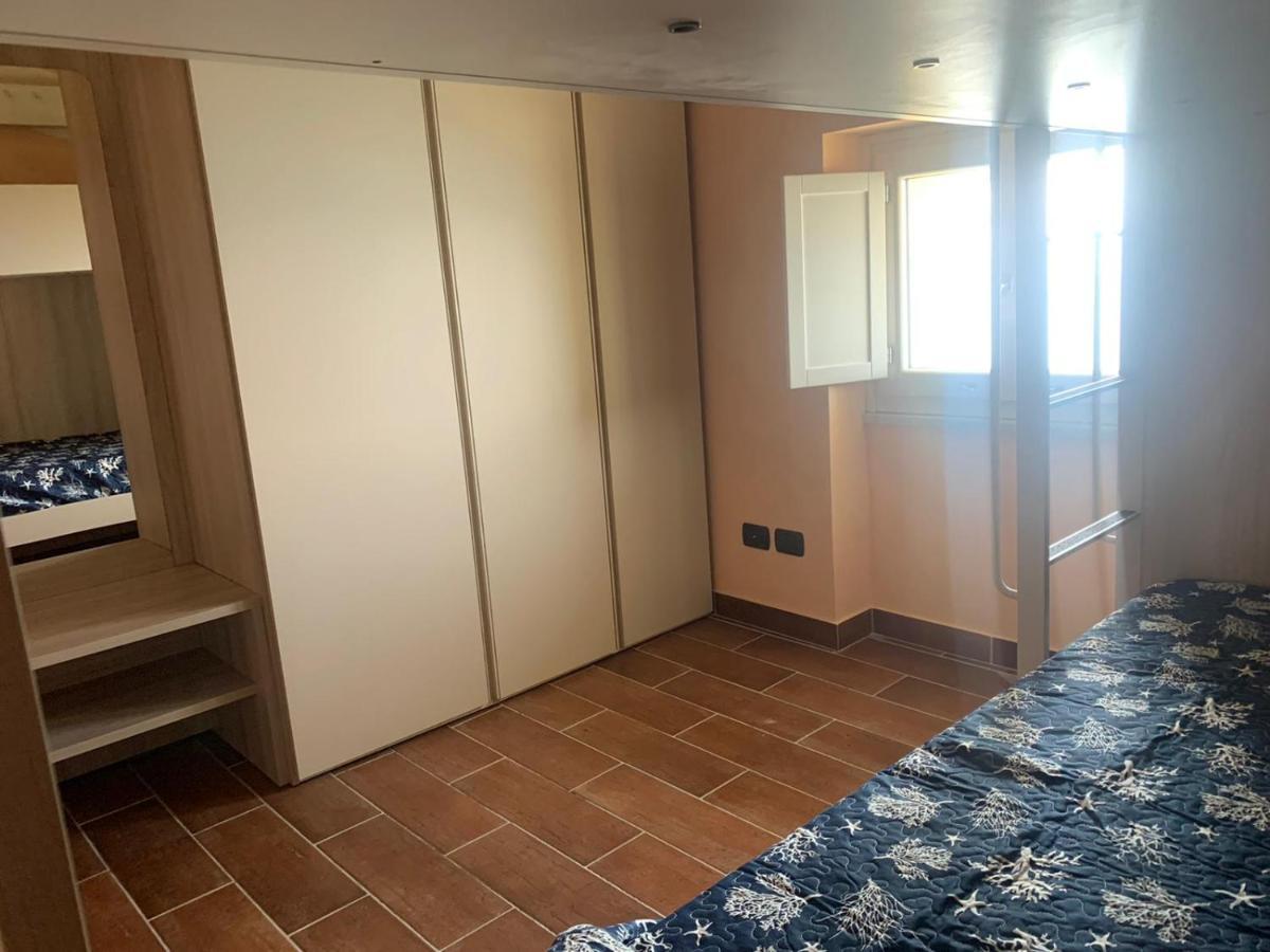 La Terrazza Nel Blu Apartman Imperia Kültér fotó